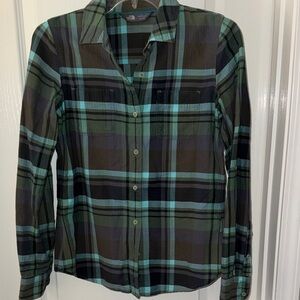 The North Face Women’s Casual Plaid Shirt in Green and Blue